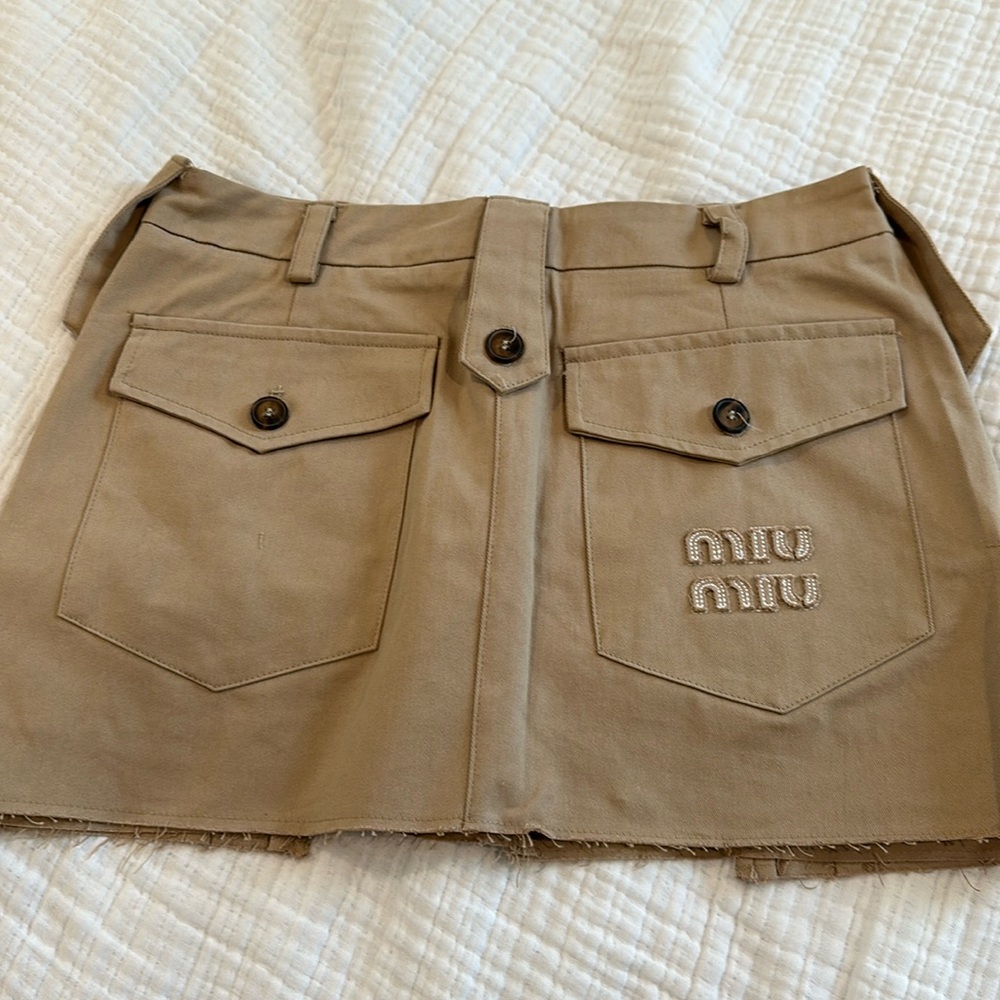MIU MIU SKIRT SIZE SMALL